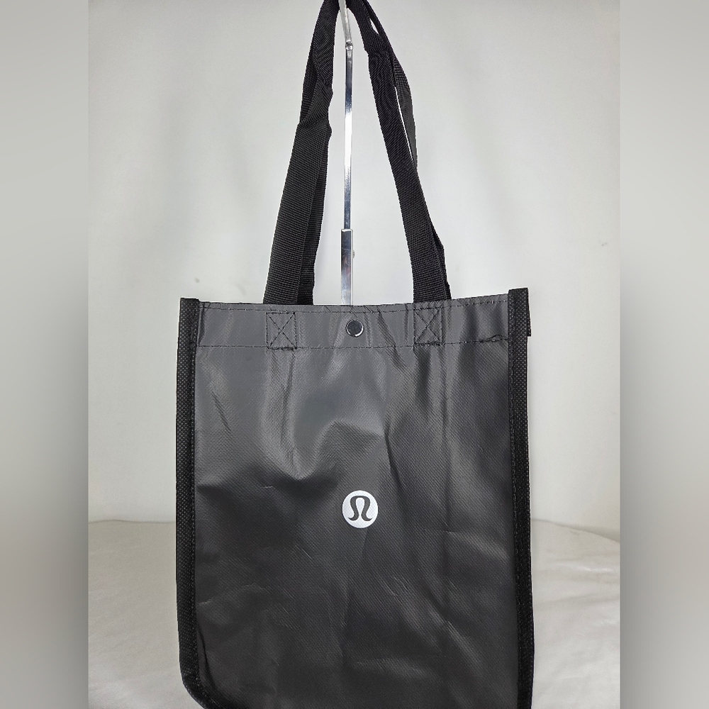 Lululemon Black Reusable Shopping Bag - Picture 3 of 5